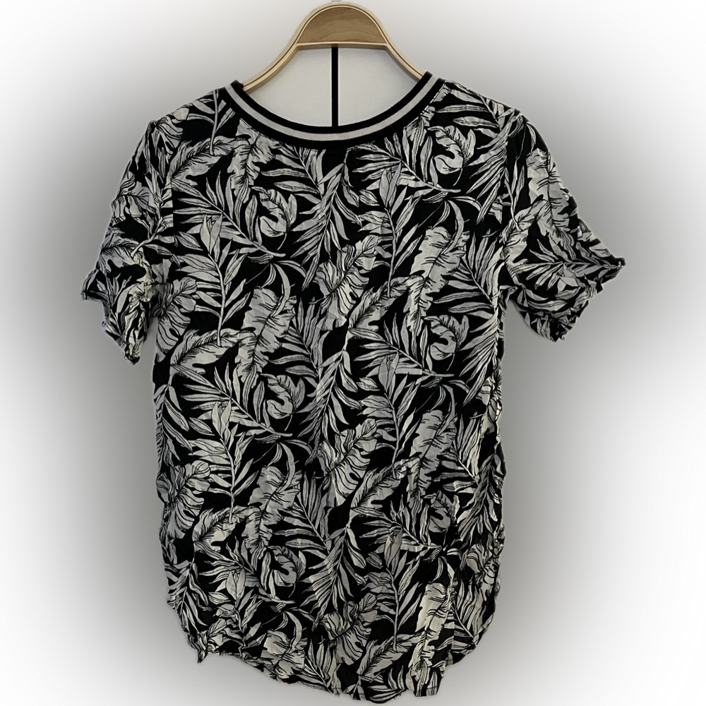 HOLLISTER top - Picture 3 of 3
